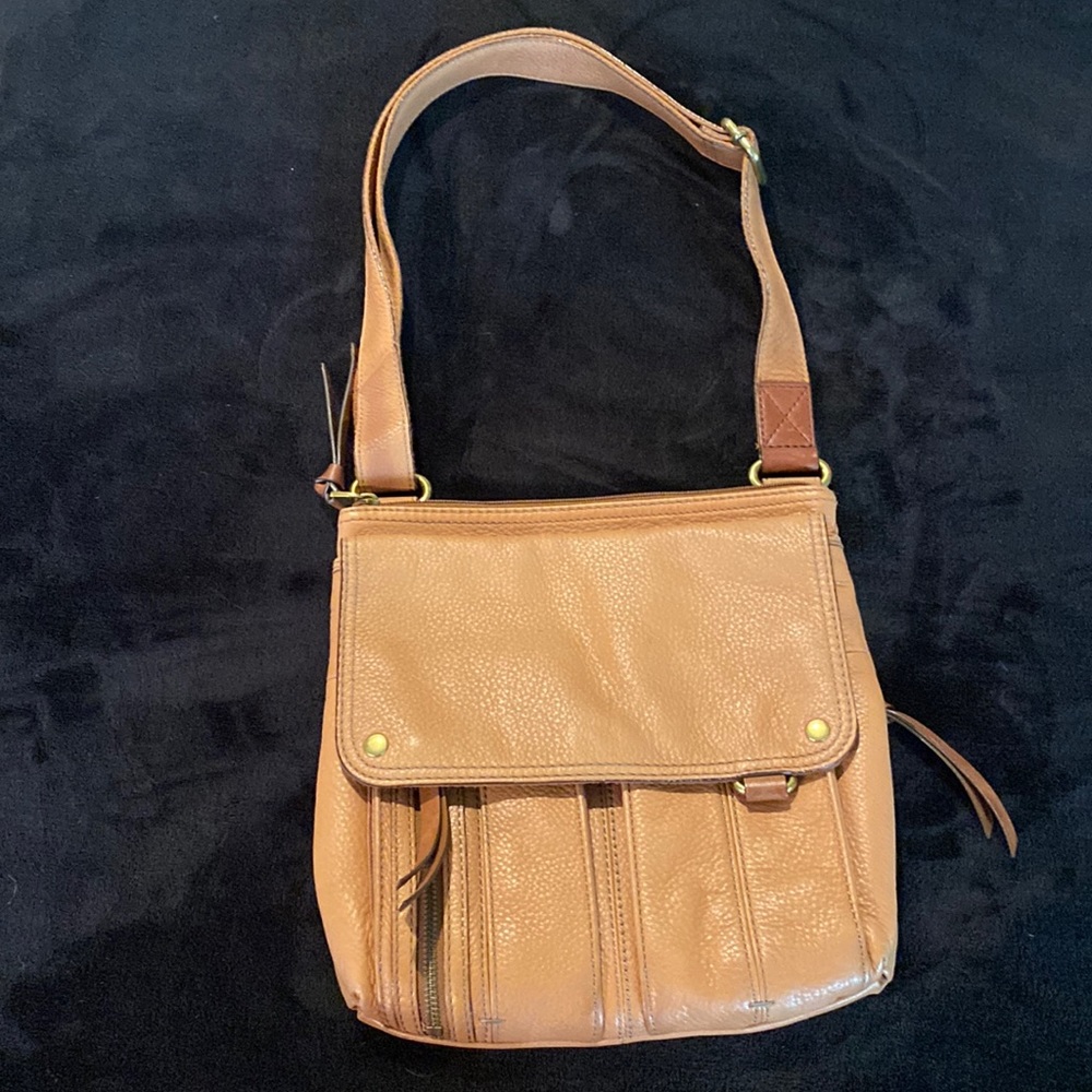 Fossil Morgan Traveler crossbody